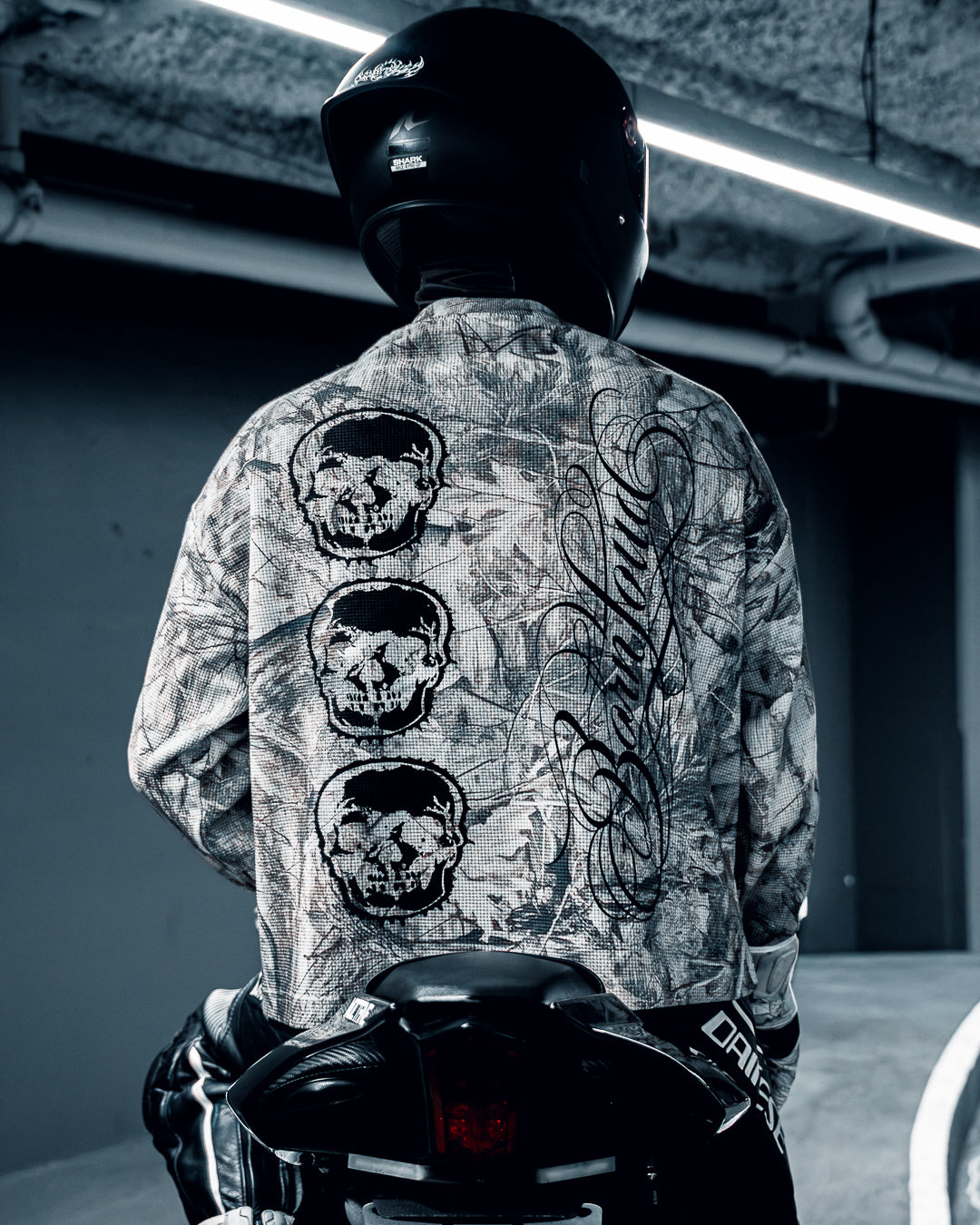 BORN DEAD CAMO LONG SLEEVE