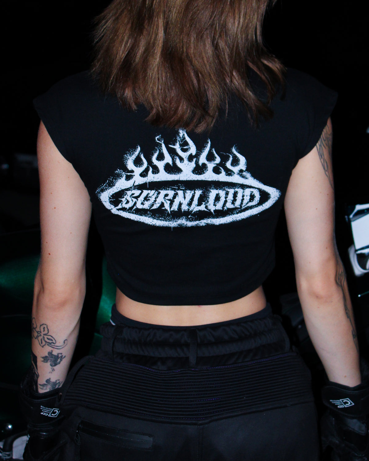 BORN LOUD SLIM TOP