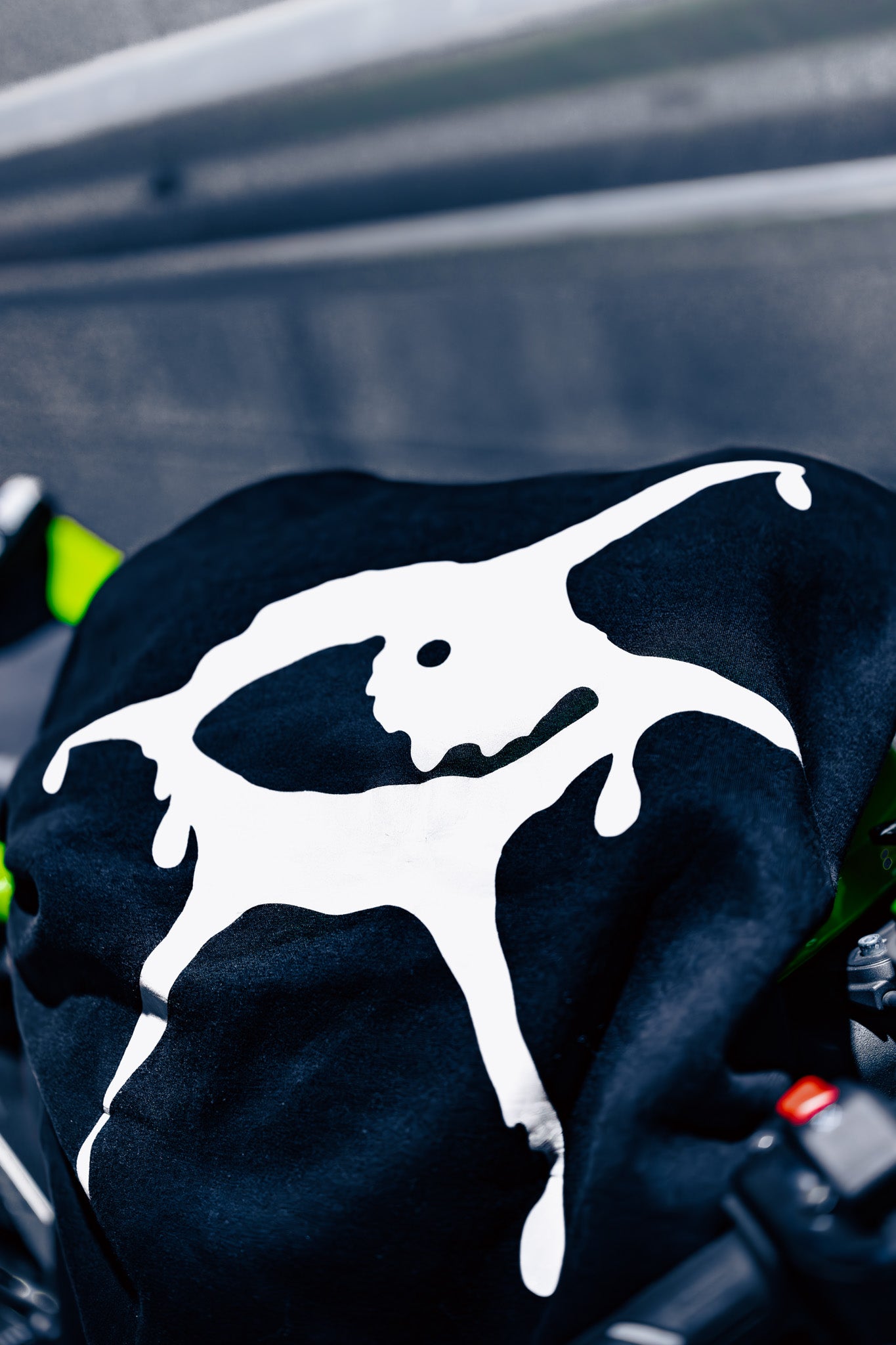 NEVER MOVING BLIND ARMORED HOODIE