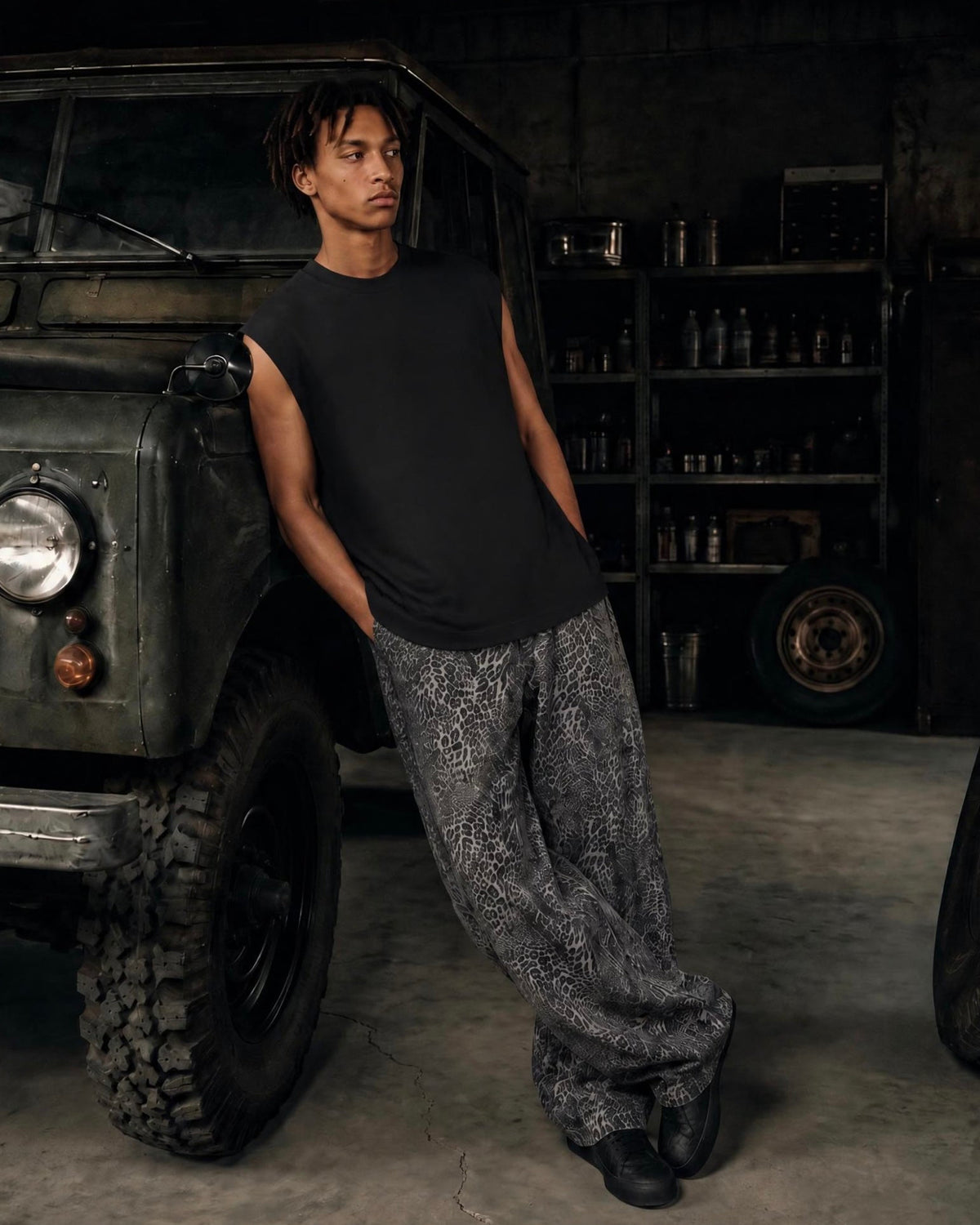 RAW EDGE TANK TOP